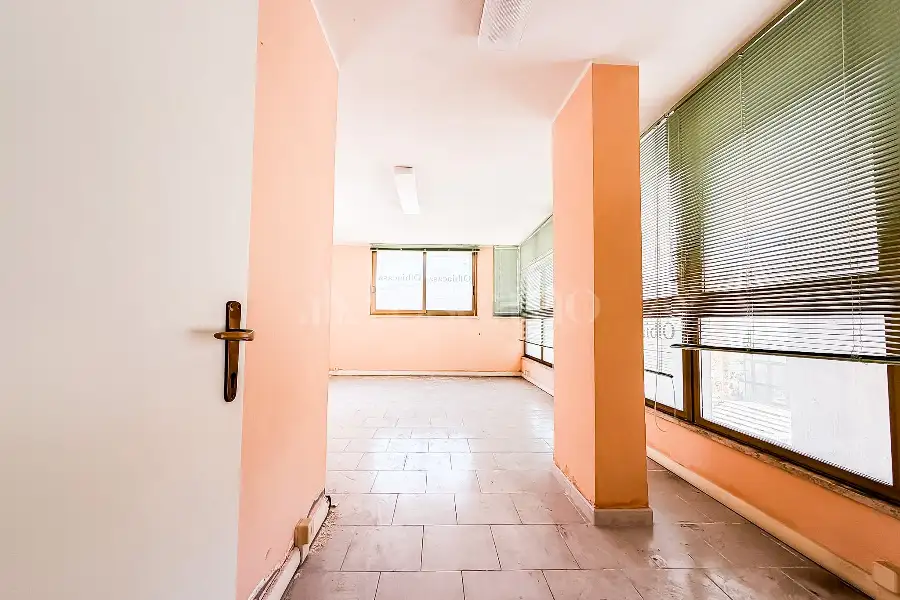 Ufficio in vendita di 222 mq a €350.000 (rif. 44/2026)