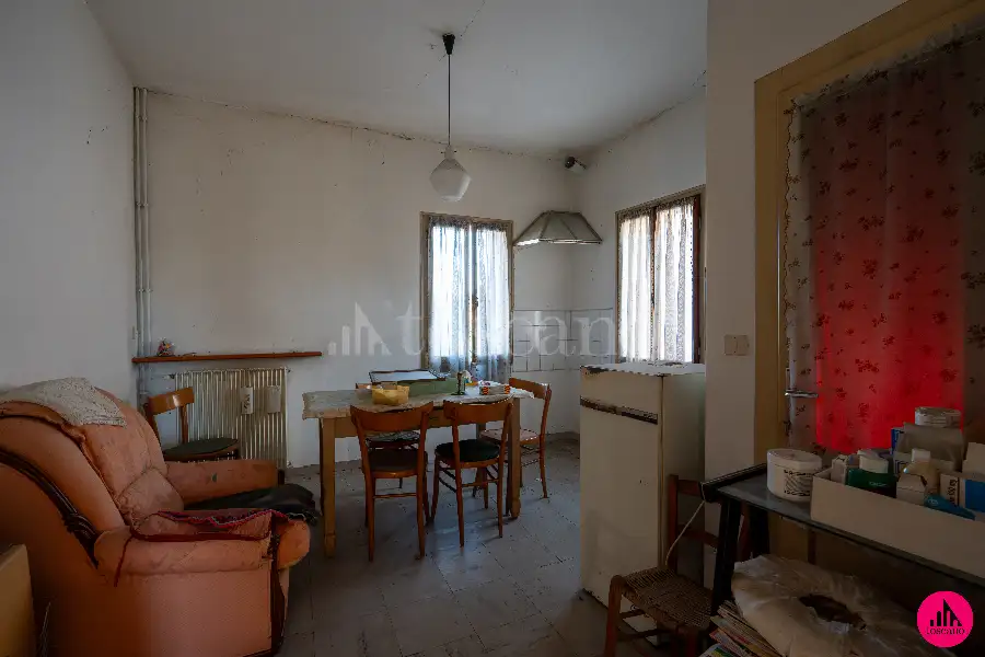 Rustico in vendita di 265 mq a €80.000 (rif. 160/2026)