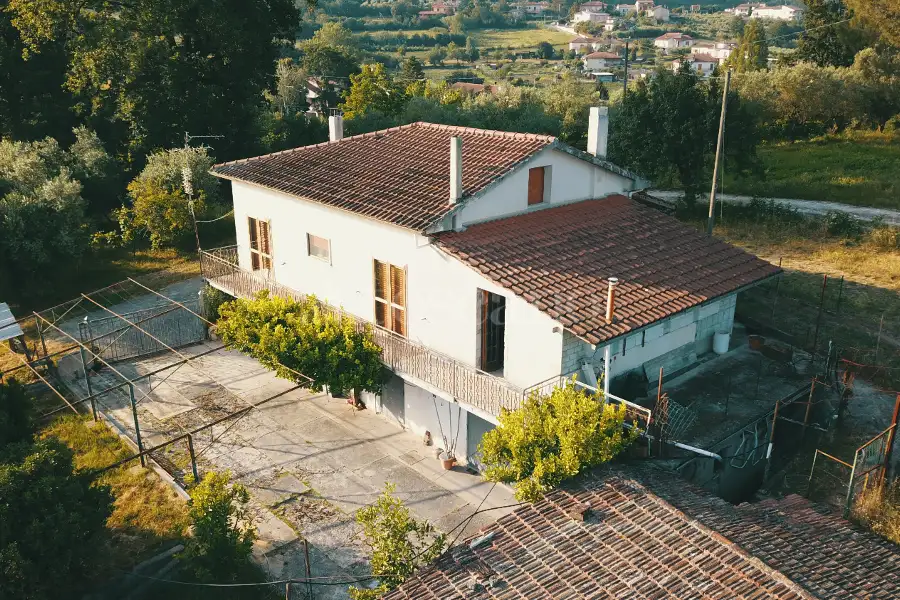 Casa Indipendente in vendita di 115 mq a €85.000 (rif. 3/2026)