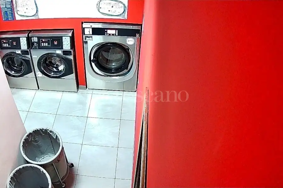 Negozio in vendita di 65 mq a €180,000 (rif. TS0318VE)