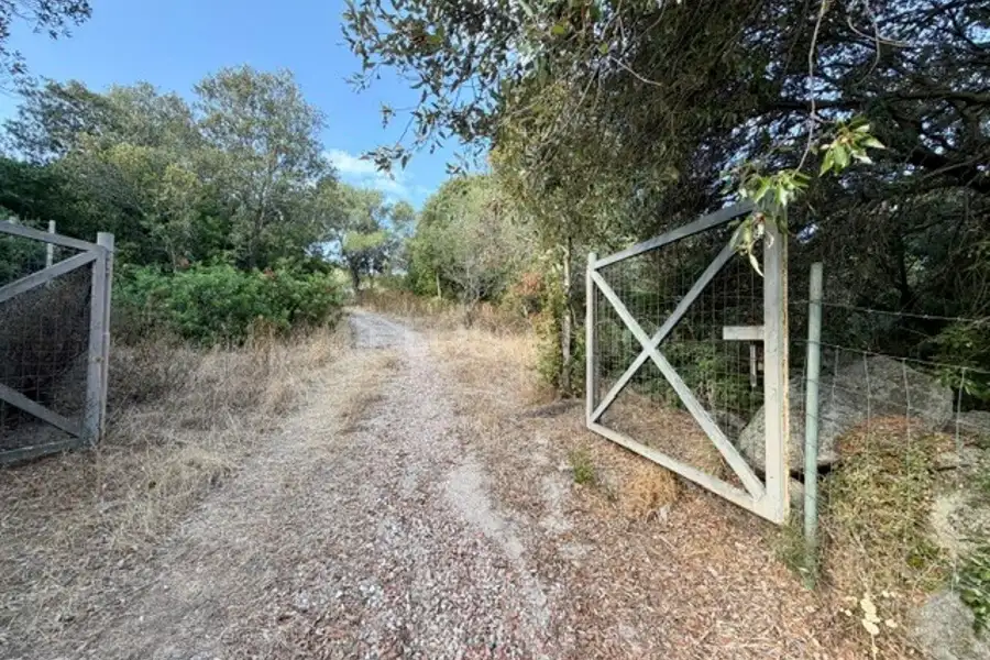 Agricolo in vendita di 13.000 mq a €95.000 (rif. 56/2026)