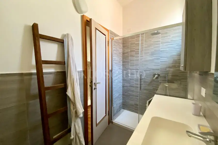 Palazzo in vendita di 500 mq a €739.000 (rif. 17/2026)