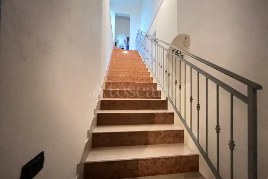 Casa Indipendente in vendita di 200 mq a €260.000 (rif. 1/2026)