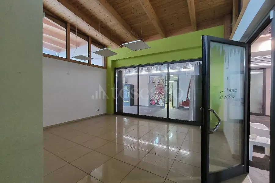 Negozio in vendita di 40 mq a €60.000 (rif. 39/2026)