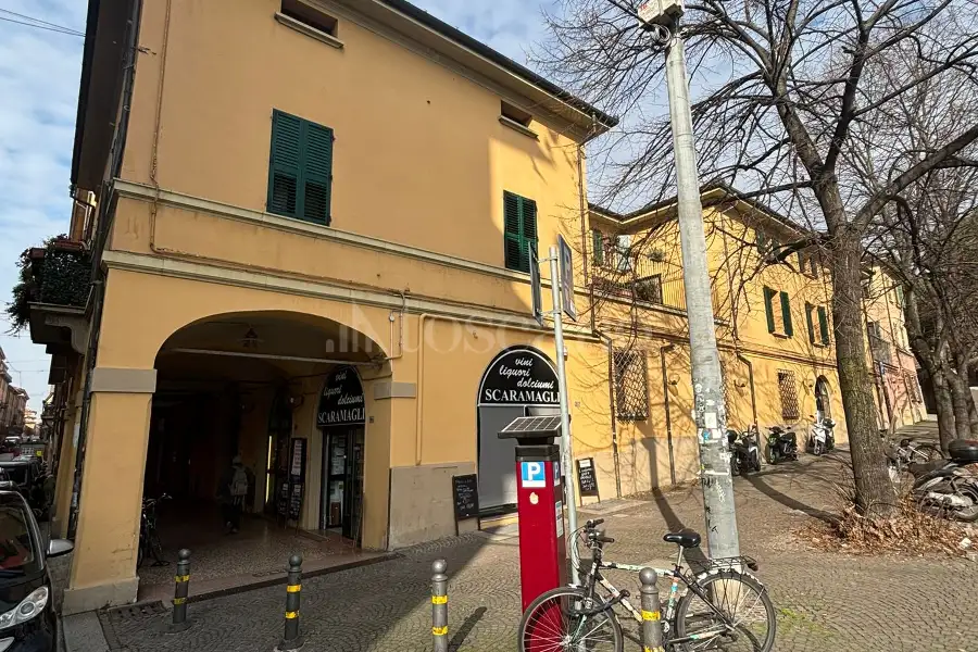 Negozio in vendita di 290 mq a €860.000 (rif. 8/2026)