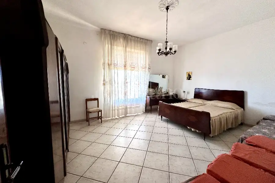 Villa in vendita di 330 mq a €184.000 (rif. 5/2026)