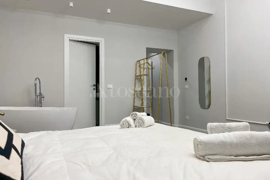 Casa in vendita di 200 mq a €895.000 (rif. 12/2026)