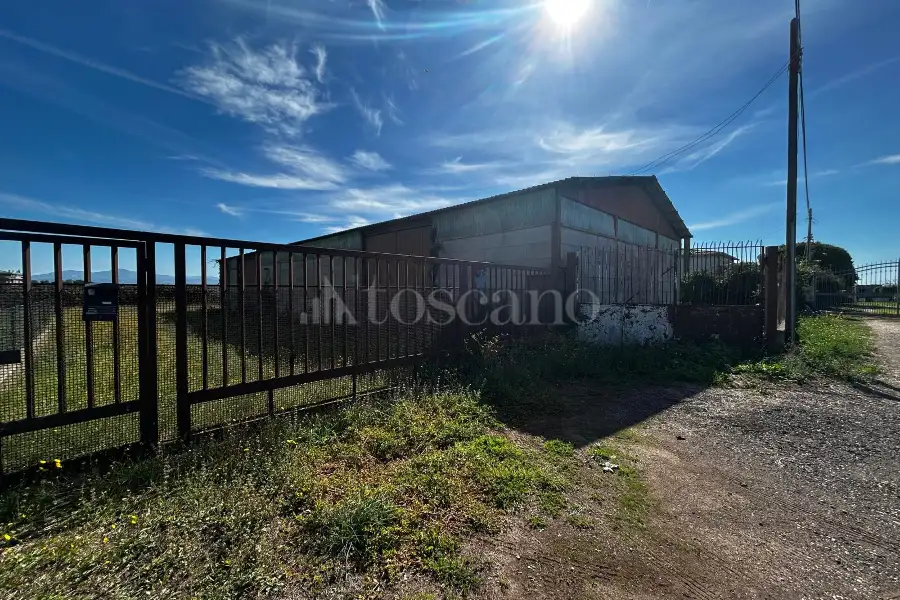 Capannone in vendita di 360 mq a €199.000 (rif. 49/2025)