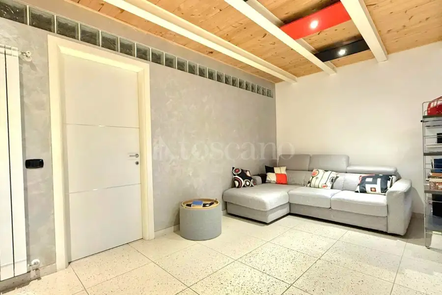 Loft in vendita di 114 mq a €199.000 (rif. 20/2025)