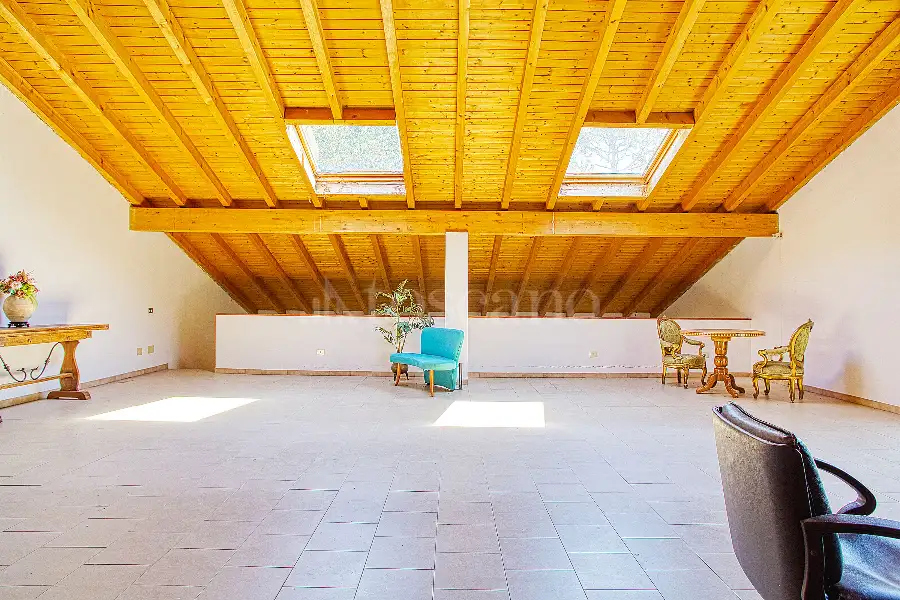 Capannone in vendita di 370 mq a €120.000 (rif. 34/2026)