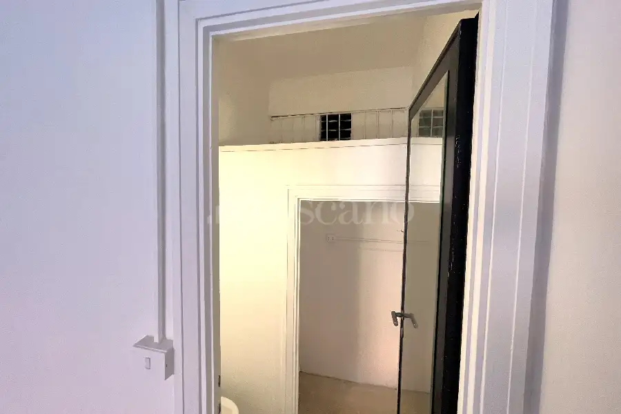 Negozio in vendita di 30 mq a €75.000 (rif. 4/2026)