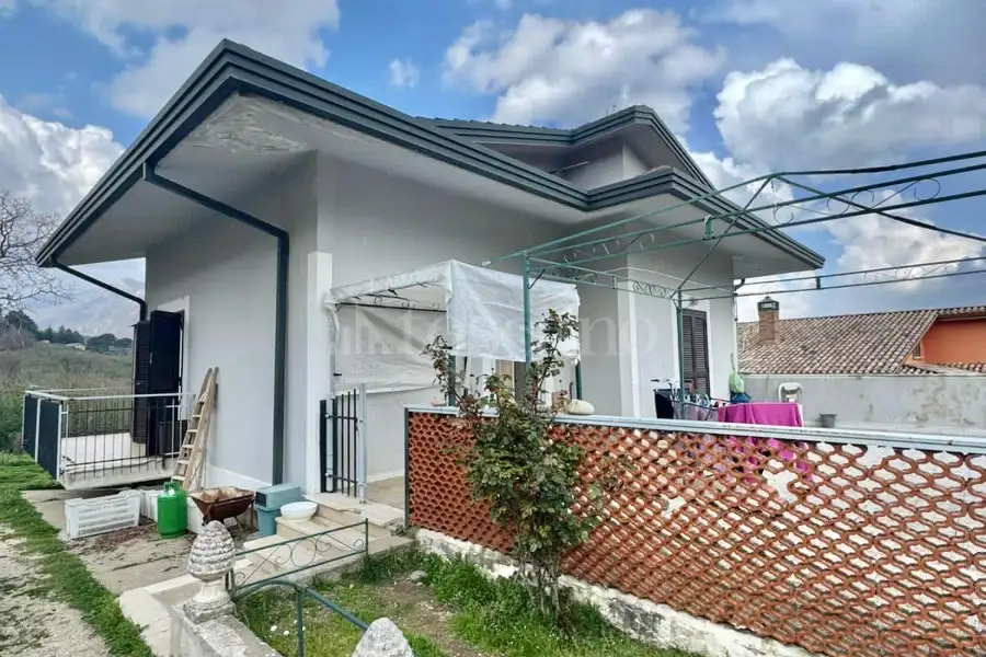 Casa Indipendente in vendita di 90 mq a €200.000 (rif. 34/2026)