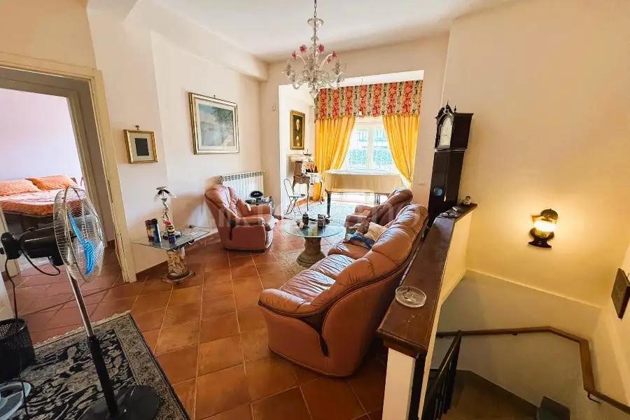 Casa in vendita di 200 mq a €495.000 (rif. 12/2026)