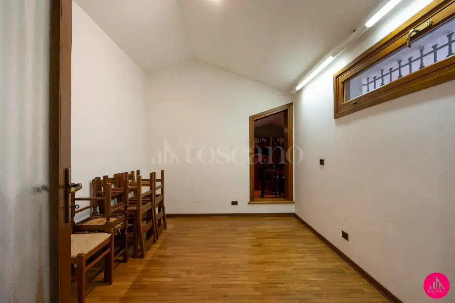 Villino a Schiera in vendita di 228 mq a €395.000 (rif. 177/2026)