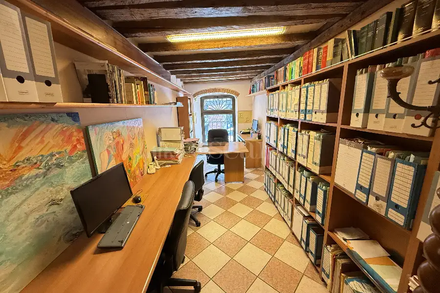 Ufficio in affitto di 60 mq a €1.400 (rif. 28/2026)