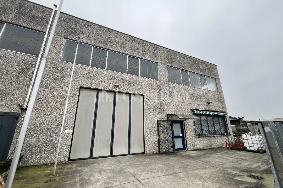 Ufficio in vendita di 240 mq a €210,000 (rif. TS0103VE-1)