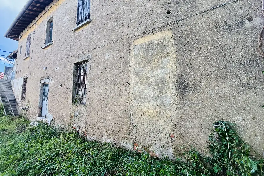 Rustico in vendita di 200 mq a €134.000 (rif. 25/2026)