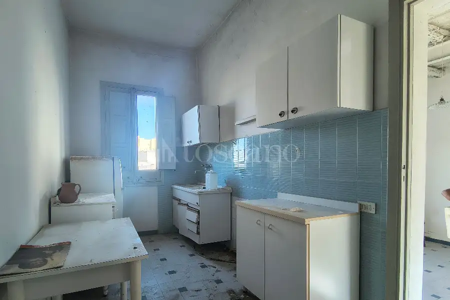 Palazzo in vendita di 585 mq a €338.000 (rif. 51/2026)