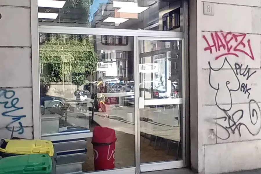 Negozio in affitto di 28 mq a €800 (rif. 37/2025)