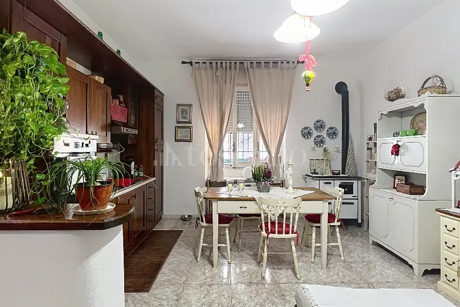 Casa in vendita di 160 mq a €160.000 (rif. 154/2025)