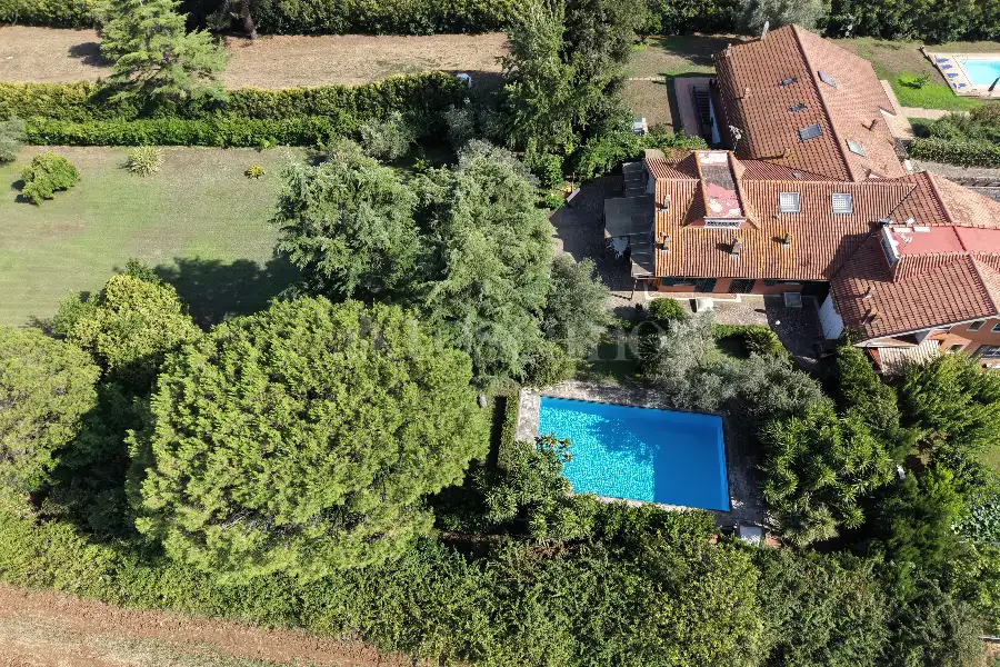 Villa in vendita di 260 mq a €355.000 (rif. 20/2026)