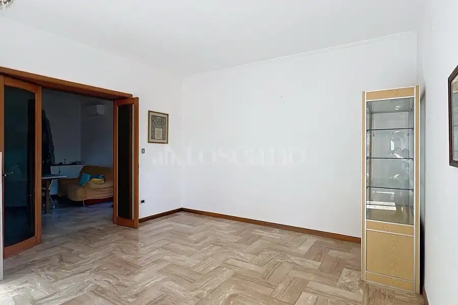 Villa in vendita di 630 mq a €670.000 (rif. 195/2025)