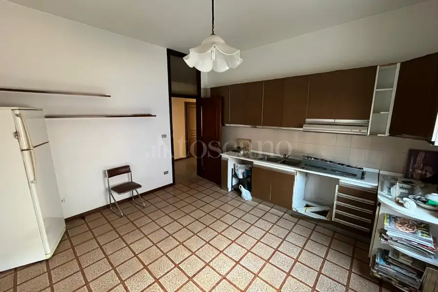 Villa in vendita di 500 mq a €455.000 (rif. 56/2025)