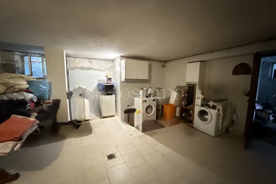 Villa Plurifamiliare in vendita di 180 mq a €235.000 (rif. 45/2025)