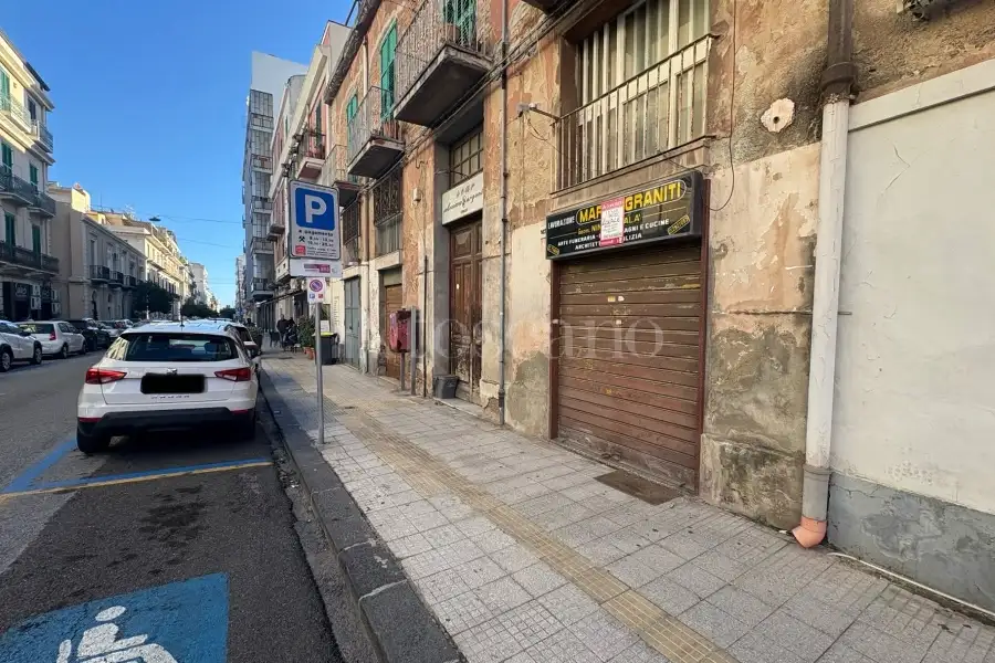 Negozio in vendita di 19 mq a €38.000 (rif. 76/2026)