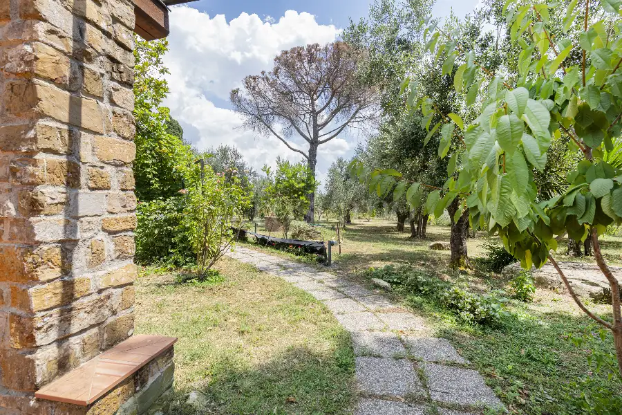 Casa in vendita di 430 mq a €1.250.000 (rif. 25/2025)
