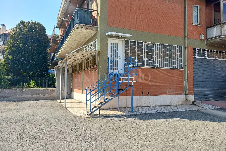Laboratorio in vendita di 600 mq a €300.000 (rif. 32/2025)