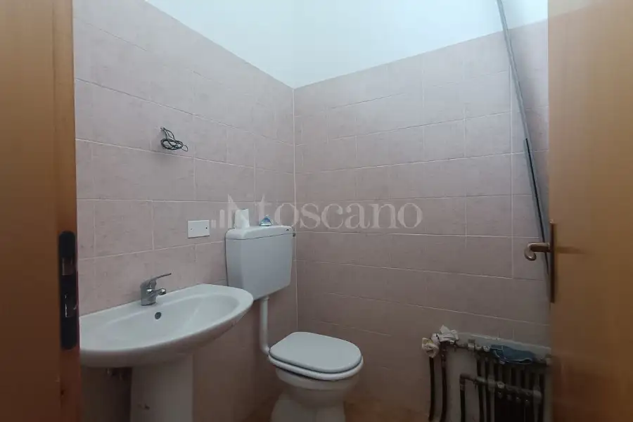 Negozio in affitto di 59 mq a €1.100 (rif. 95/2026)