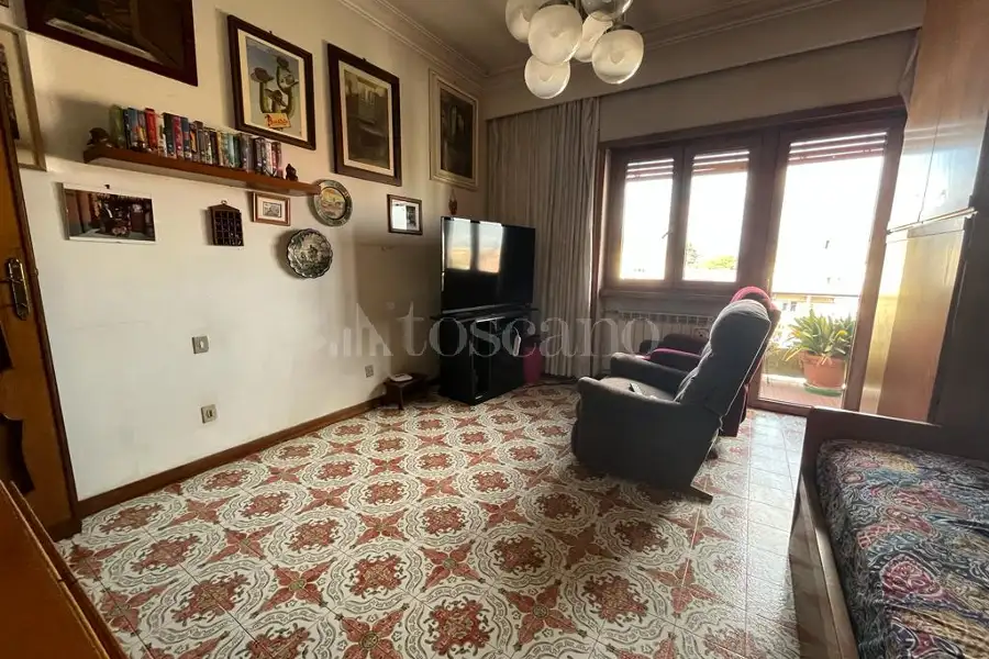 Attico in vendita di 175 mq a €699.000 (rif. 29/2026)
