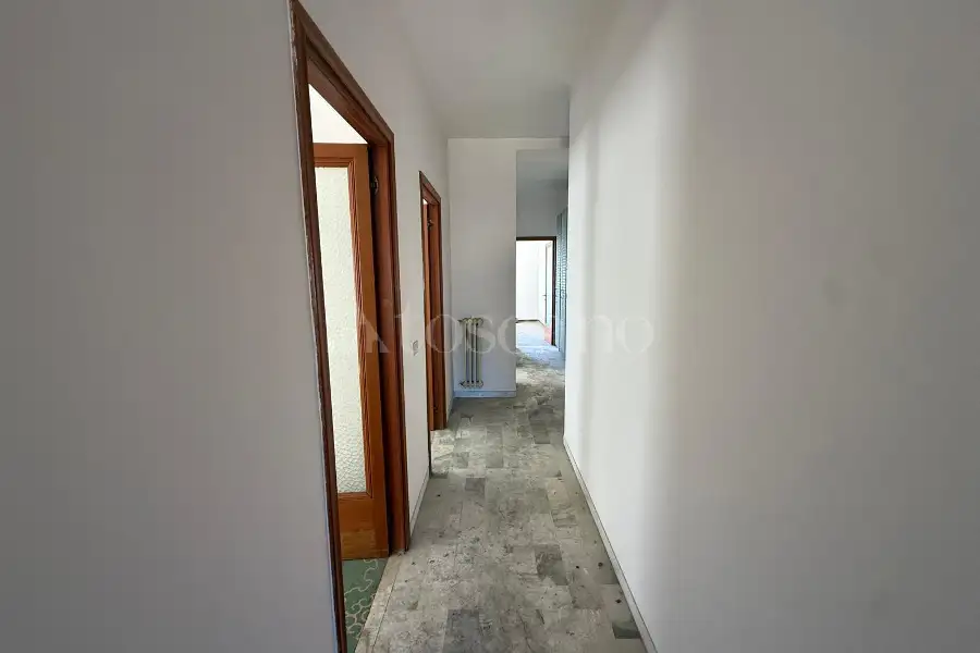 Palazzo in vendita di 725 mq a €395.000 (rif. 1/2026)