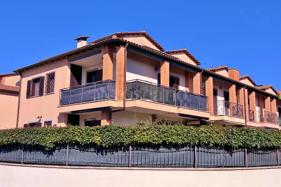 Casa in vendita di 100 mq a €295.000 (rif. 3/2026)