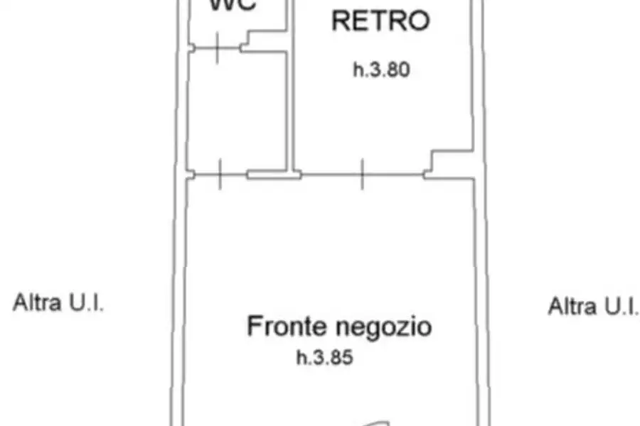 Negozio in affitto di 24 mq a €1.200 (rif. 32/2026)