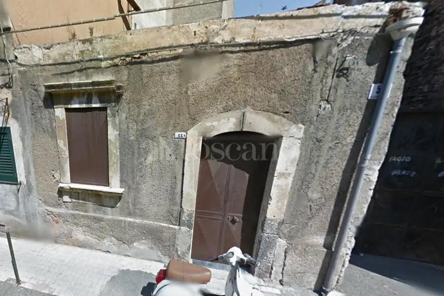 Casa in vendita di 55 mq a €39.000 (rif. 101/2025)