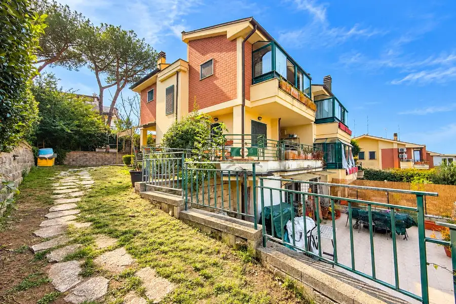 Villa Bifamiliare in vendita di 150 mq a €435.000 (rif. 13/2026)