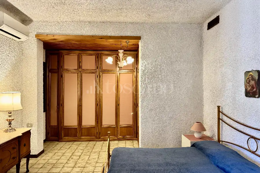 Villa in vendita di 380 mq a €550.000 (rif. 94/2026)