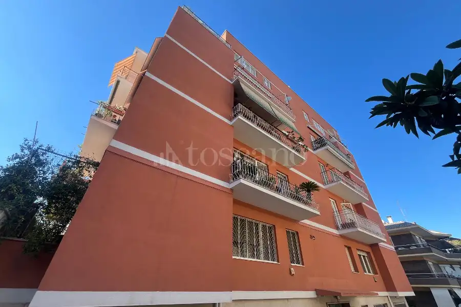 Casa in vendita di 140 mq a €449.000 (rif. 33/2026)