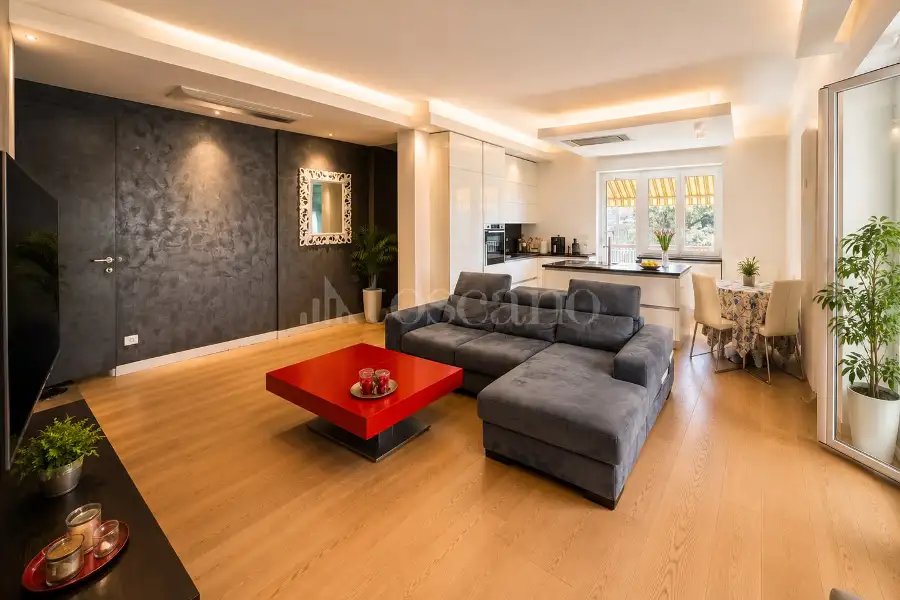 Attico in vendita di 140 mq a €599.000 (rif. 25/2026)