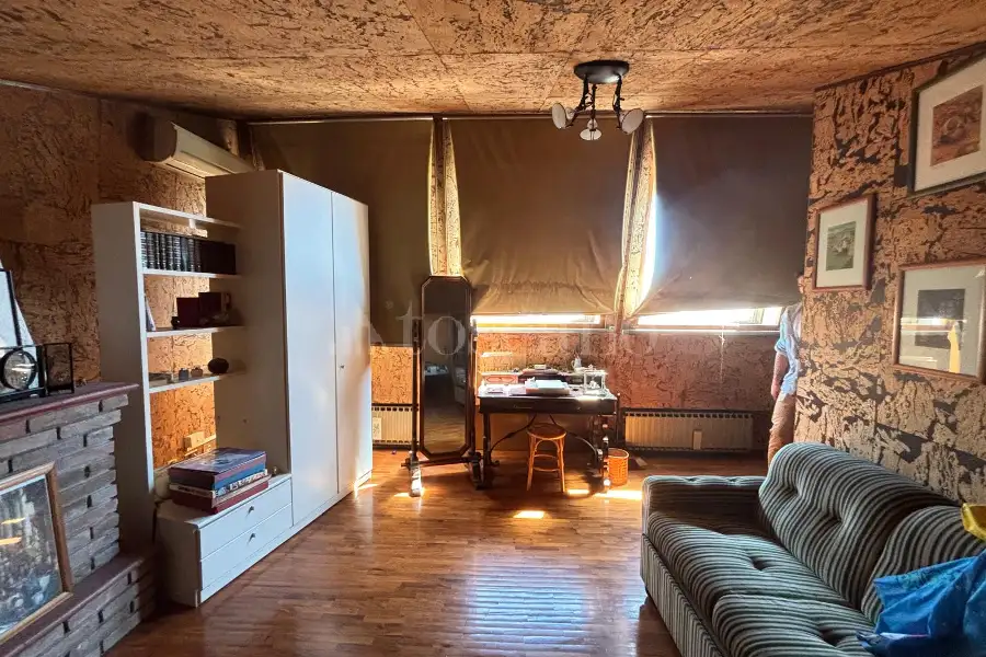 Casa Indipendente in vendita di 300 mq a €515.000 (rif. 3/2026)