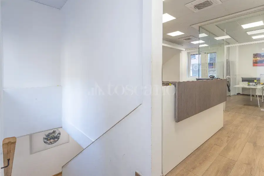 Ufficio in vendita di 340 mq a €1.150.000 (rif. 40/2026)