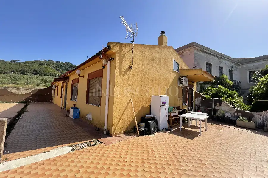 Casa Indipendente in vendita di 179 mq a €160.000 (rif. 16/2025)