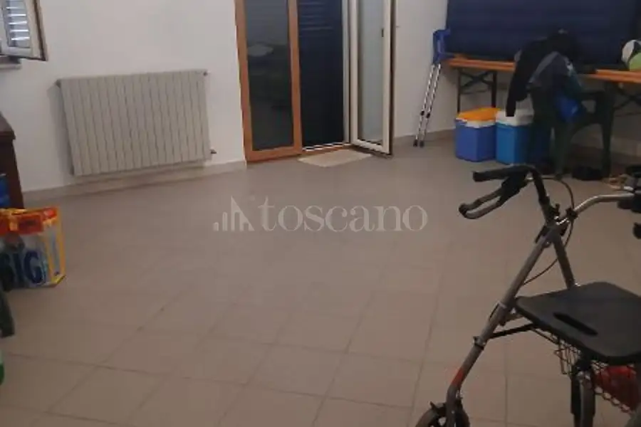 Villa Bifamiliare in vendita di 320 mq a €200.000 (rif. 31/2026)