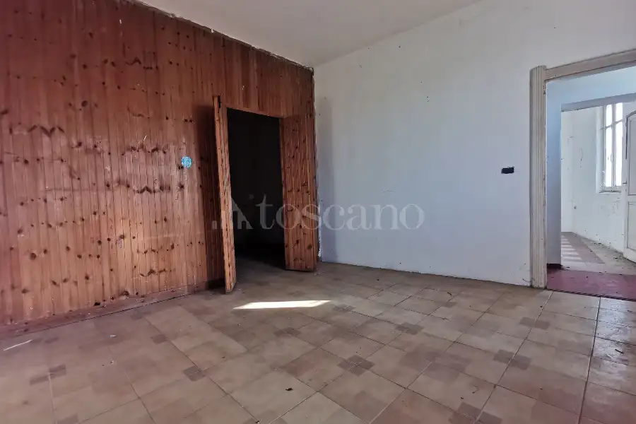 Casa Indipendente in vendita di 500 mq a €65.000 (rif. 27/2026)
