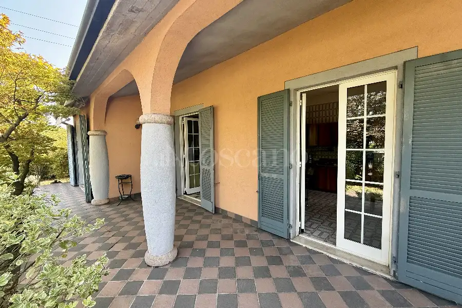 Villa in vendita di 500 mq trattativa riservata (rif. 33/2026)