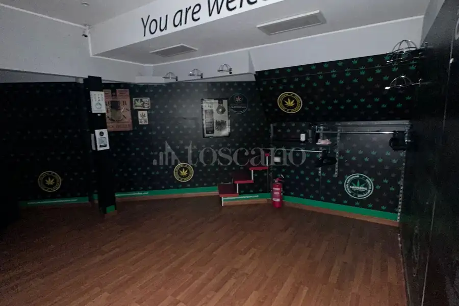Negozio in vendita di 25 mq a €79.000 (rif. 43/2025)