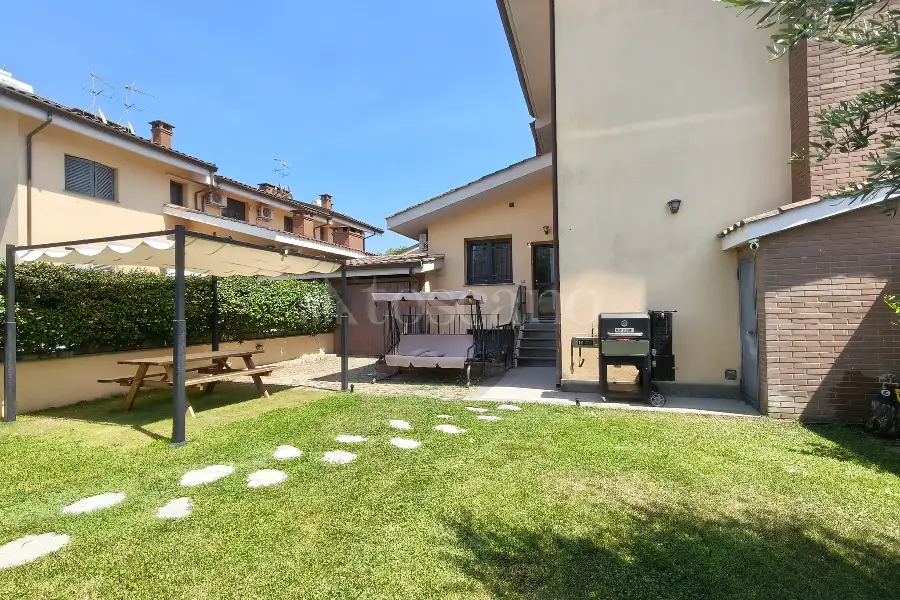 Villa in vendita di 160 mq a €375.000 (rif. 39/2026)