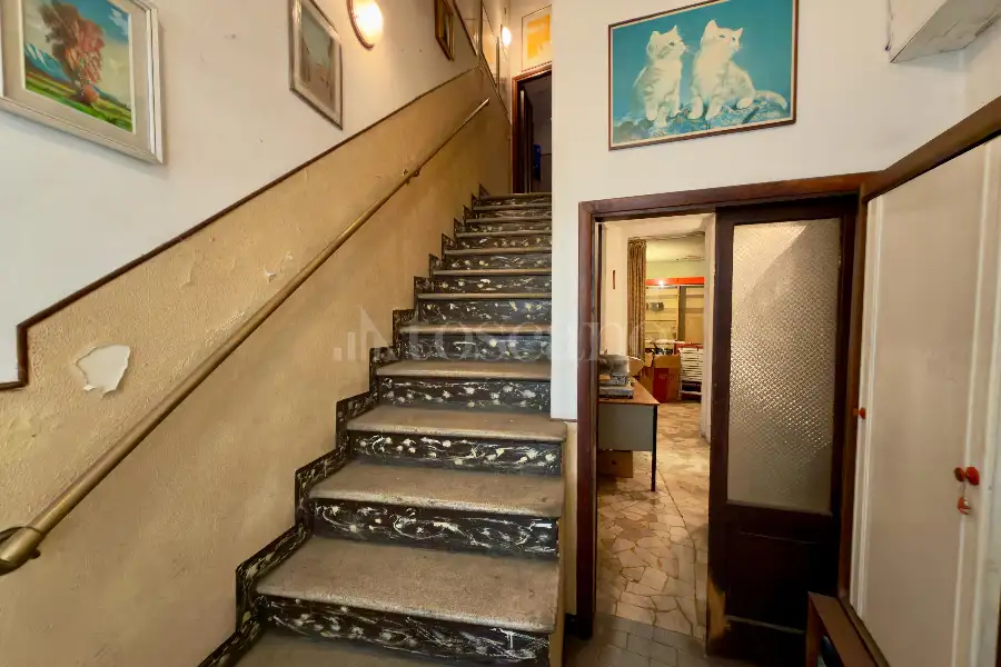 Casa Indipendente in vendita di 250 mq a €272.000 (rif. 5/2026)